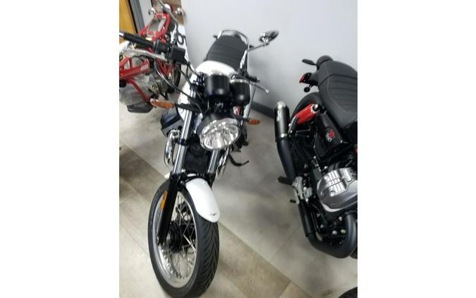 2024 Moto Guzzi V7 Special