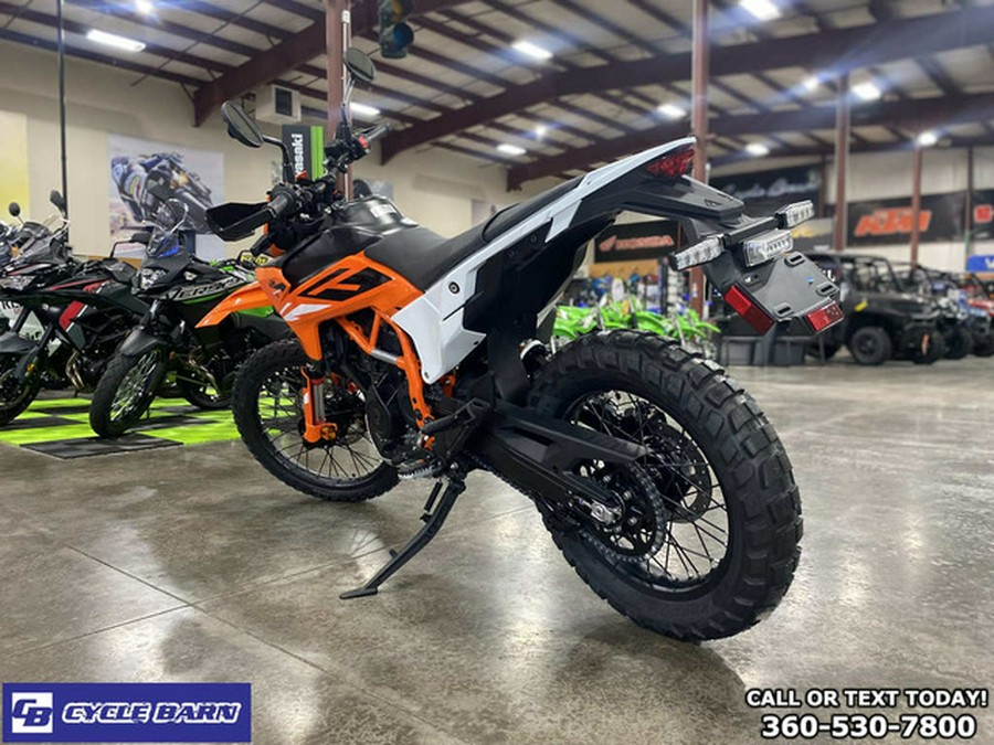 2025 KTM Enduro 390 R