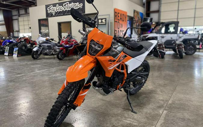 2025 KTM 390 Enduro R