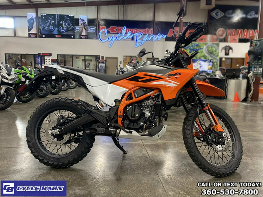 2025 KTM Enduro 390 R