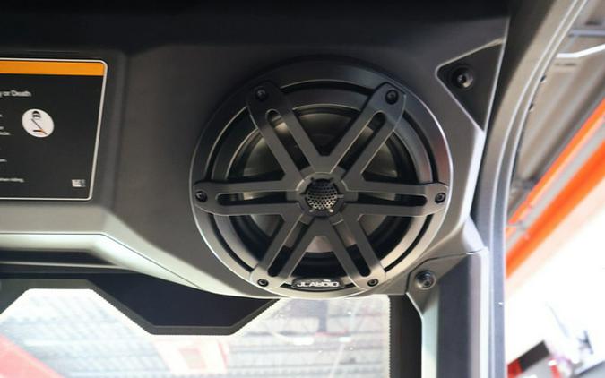 2026 Can-Am Defender MAX Limited HD11 Dark Wildland Camo