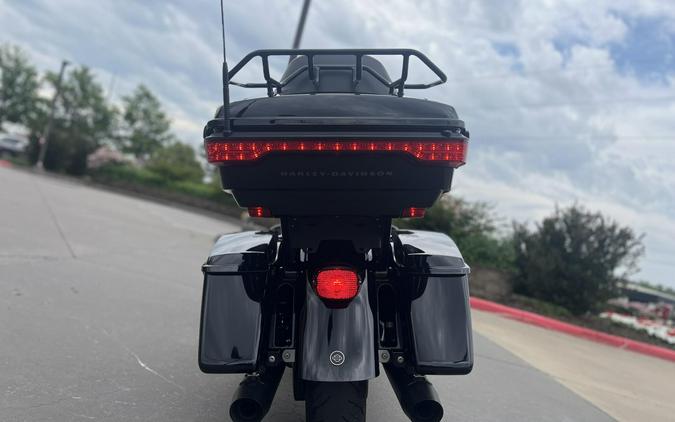 2023 Harley-Davidson® FLHTK Ultra Limited Vivid Black 659632