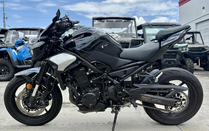 2025 Kawasaki Z900 ABS