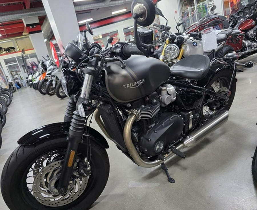 2023 Triumph Bonneville Bobber Matte Storm GreyMatte Ironstone