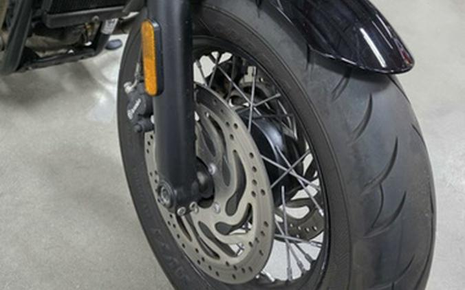 2023 Triumph Bonneville Bobber Matte Storm GreyMatte Ironstone
