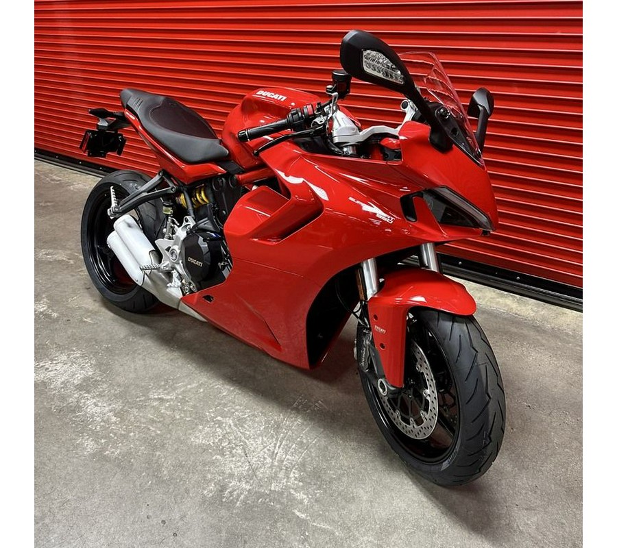 2024 Ducati Supersport 950 Red