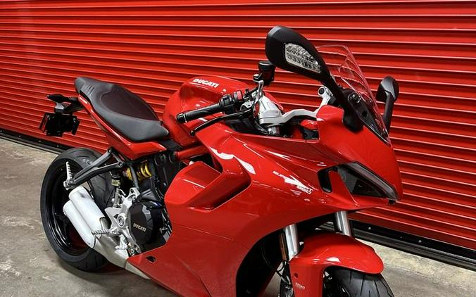 2024 Ducati Supersport 950 Red