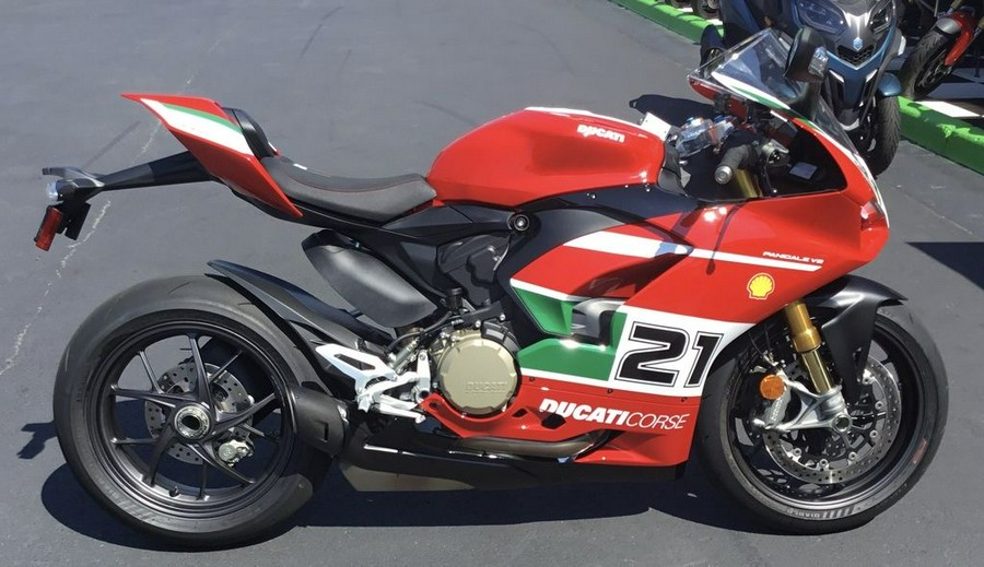 2024 Ducati Panigale V2 Bayliss 1st Championship Livery