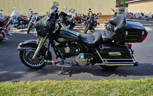 2011 Harley-Davidson® FLHTCU - Ultra Classic® Electra Glide®