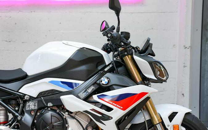 2026 BMW S 1000 R