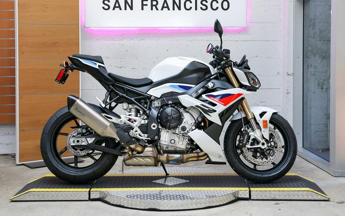 2026 BMW S 1000 R