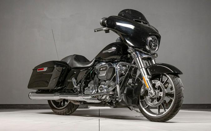 2022 Harley-Davidson Street Glide