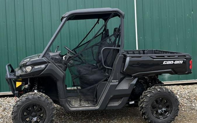 2024 Can-Am® Defender XT HD10