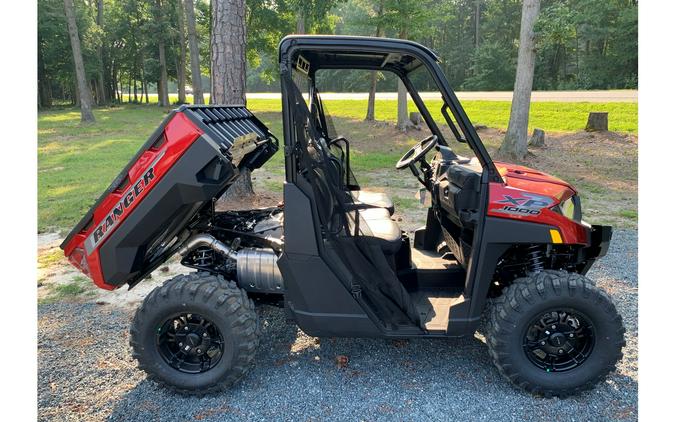 2025 Polaris Industries RANGER XP 1000 PREMIUM - SUNSET RED