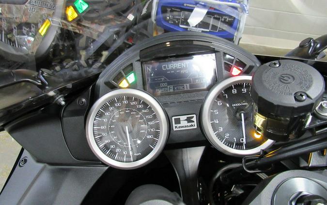 2025 Kawasaki Ninja® ZX™-14R ABS