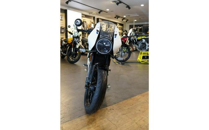 2026 Triumph Thruxton 400