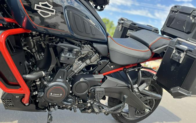 2025 Harley-Davidson® RA1250SE CVO™ Pan America® Carbon Blue 950491