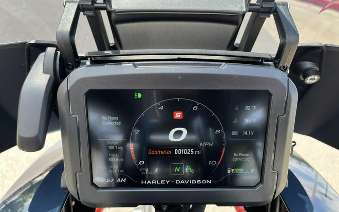 2025 Harley-Davidson® RA1250SE CVO™ Pan America® Carbon Blue 950491
