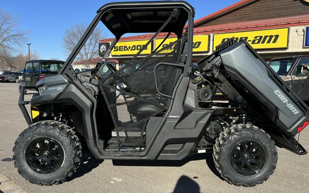 2024 Can-Am™ Defender XT HD9