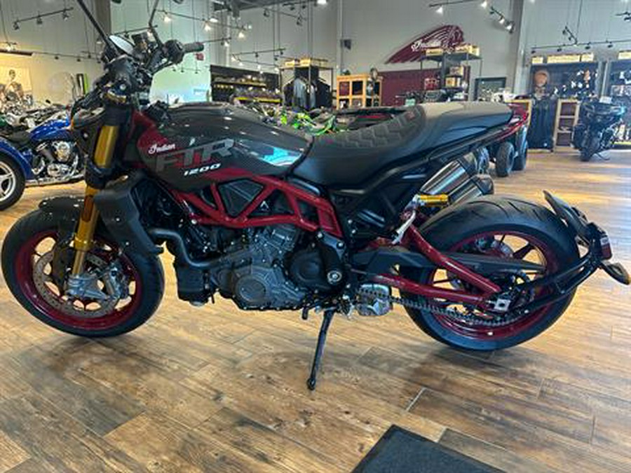 2024 Indian Motorcycle FTR R Carbon