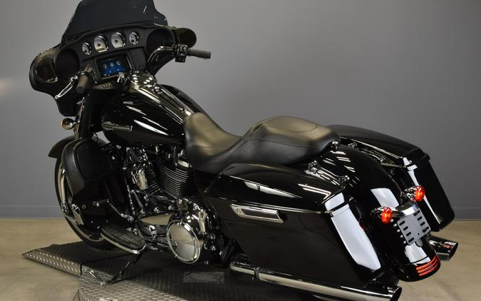 2022 Harley-Davidson Street Glide