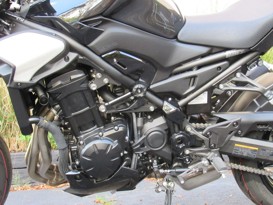 2025 Kawasaki Z900 ABS