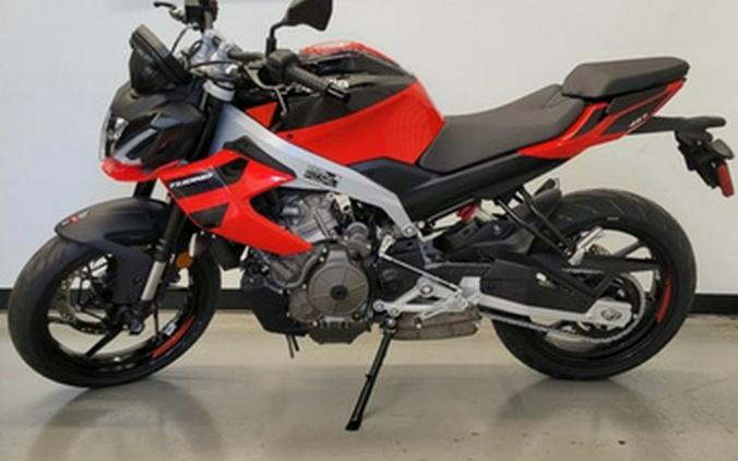 2026 Aprilia Tuono 457