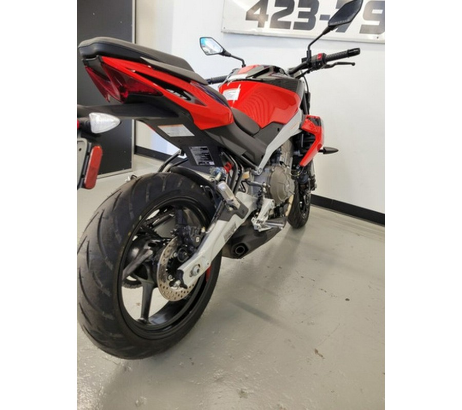 2026 Aprilia Tuono 457
