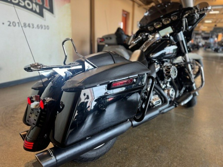 2017 Harley Davidson Street Glide Special FLHXS