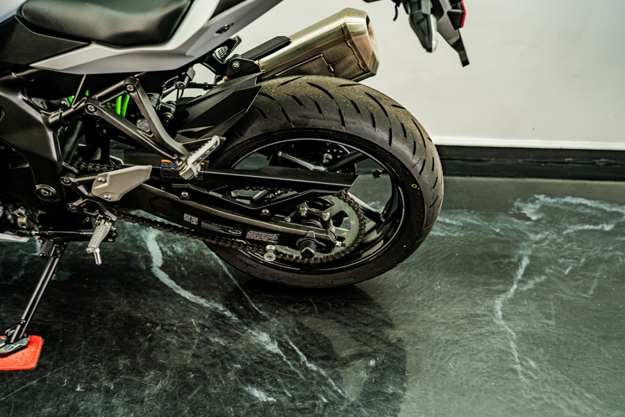 2025 Kawasaki Ninja ZX-4RR ABS