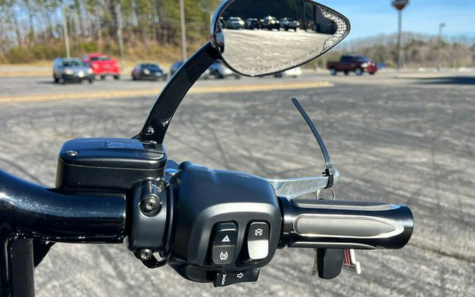 2025 Harley-Davidson FLFB - Fat Boy