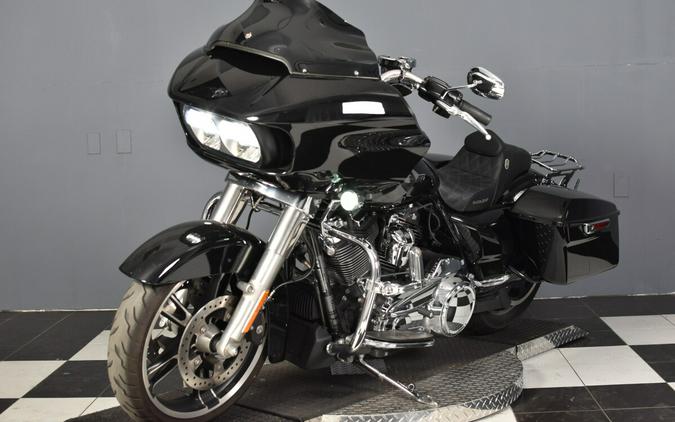 2017 Harley-Davidson Road Glide Special