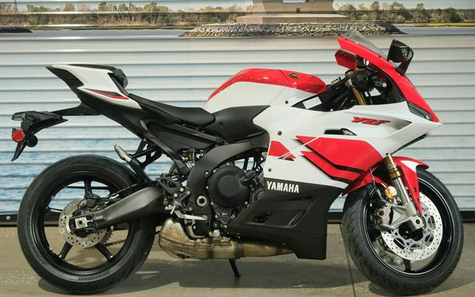 2026 Yamaha YZFR9TW