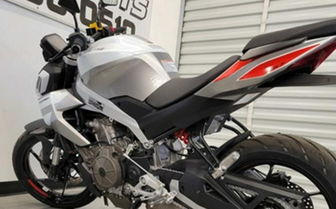 2026 Aprilia Tuono 457