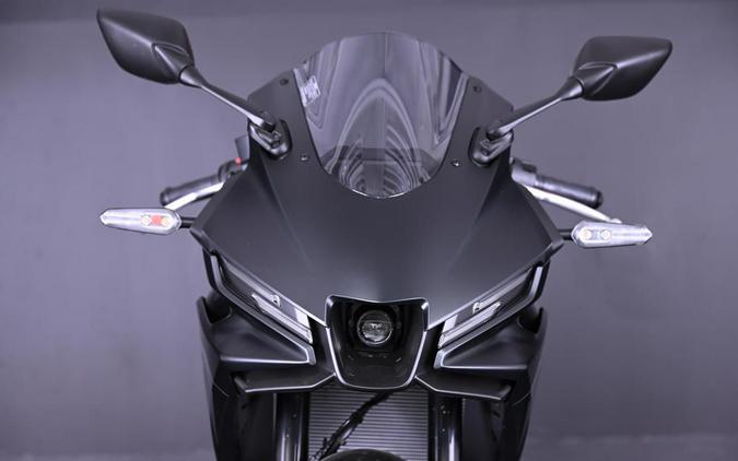 2025 Yamaha YZF-R3