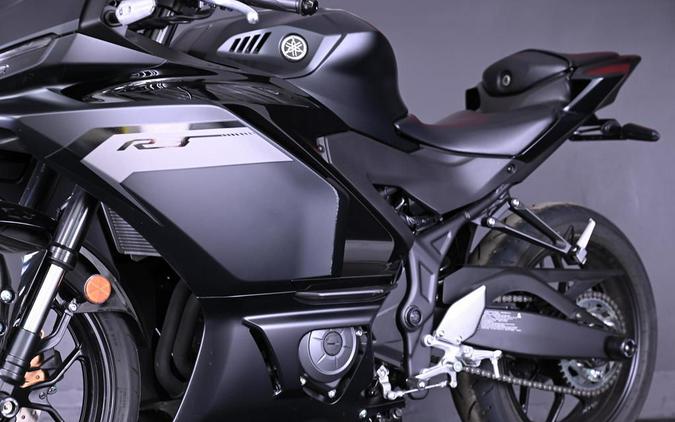 2025 Yamaha YZF-R3