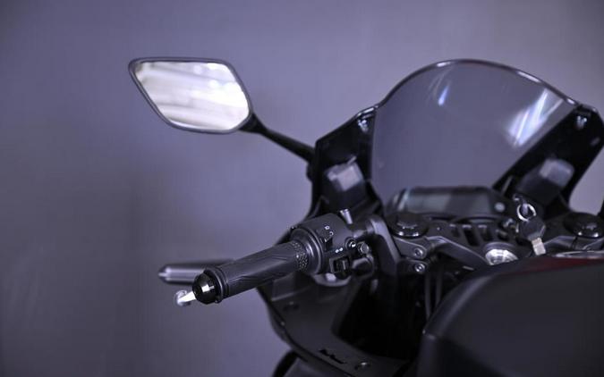 2025 Yamaha YZF-R3