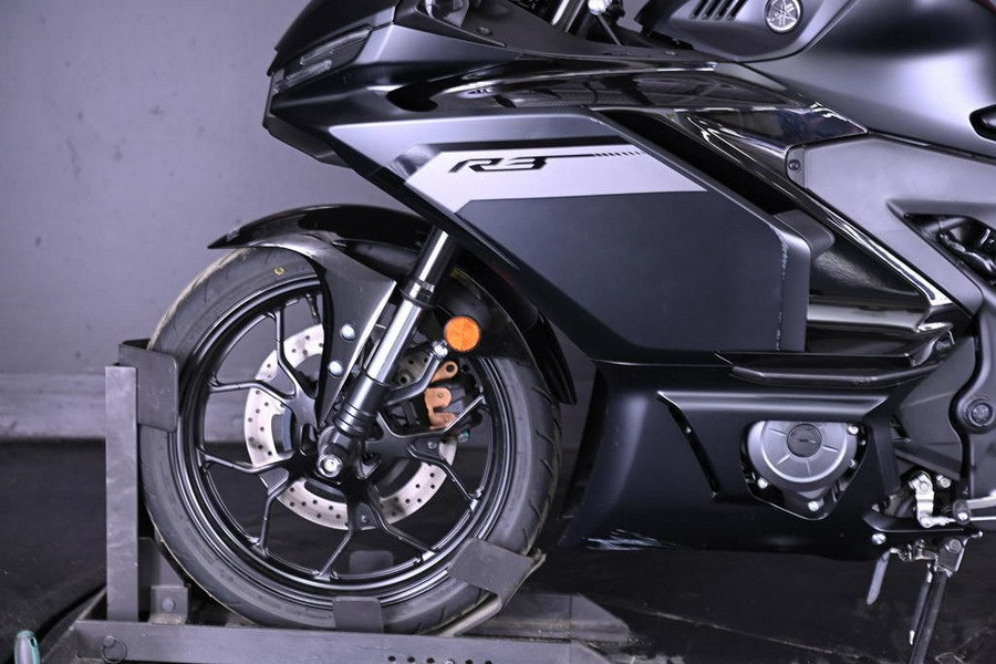 2025 Yamaha YZF-R3