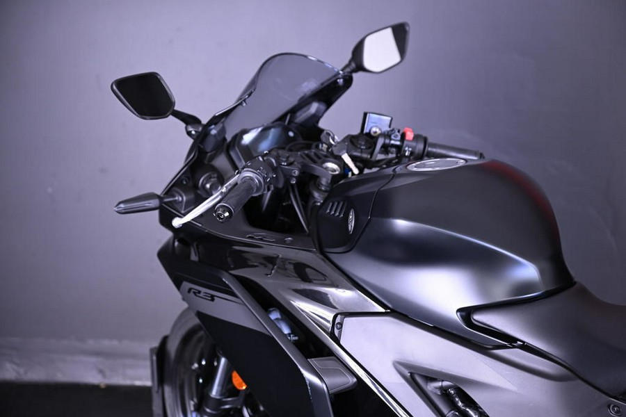 2025 Yamaha YZF-R3