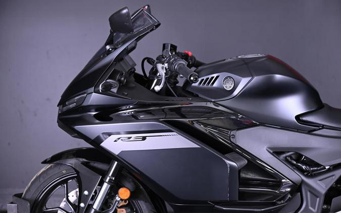 2025 Yamaha YZF-R3