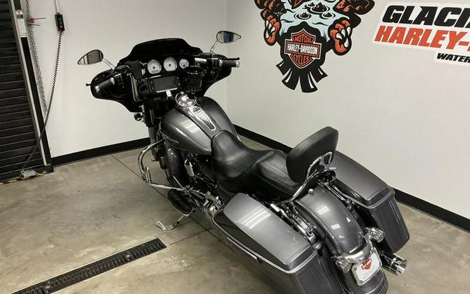 2014 Harley-Davidson® FLHXS - Street Glide® Special