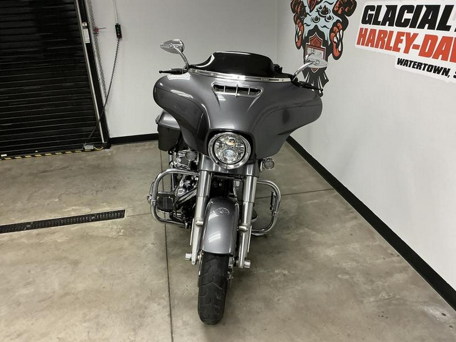 2014 Harley-Davidson® FLHXS - Street Glide® Special