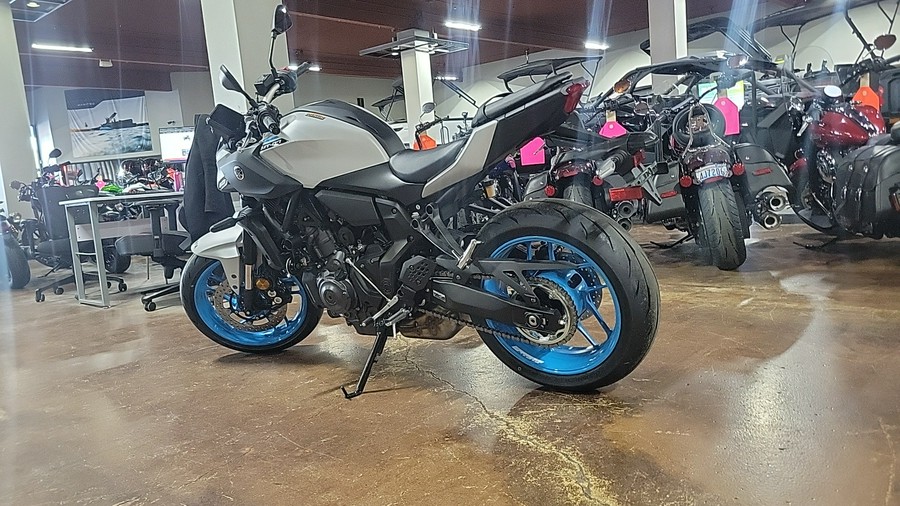 2025 Yamaha MT 07 CA