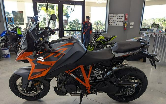 2024 KTM 1290 Super Duke GT