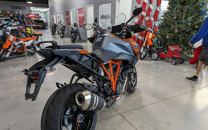 2024 KTM 1290 Super Duke GT