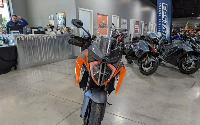 2024 KTM 1290 Super Duke GT