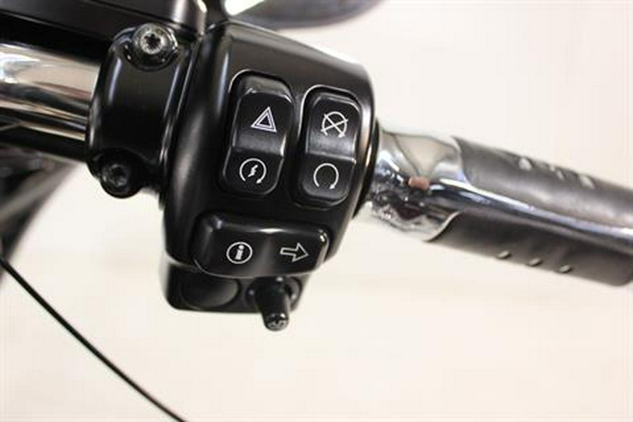 2014 Harley-Davidson Street Glide® Special