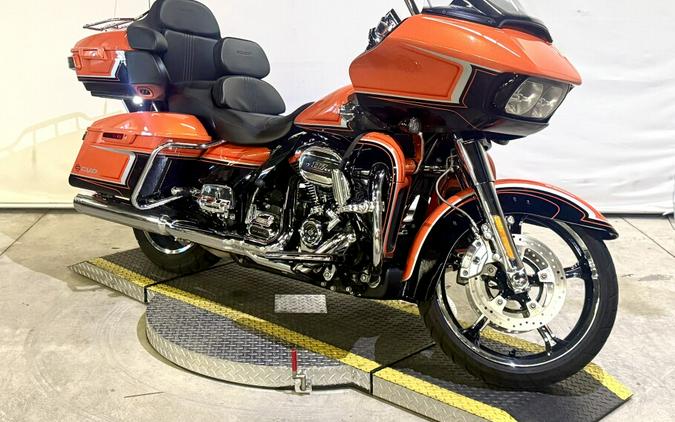 2022 CVO™ Road Glide® Limited FLTRKSE