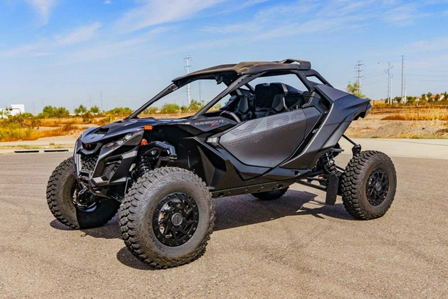 2026 Can-Am Maverick R X RS With Smart-Shox Triple Black