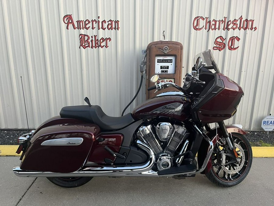 2023 Indian Motorcycle® Challenger® Limited Maroon Metallic